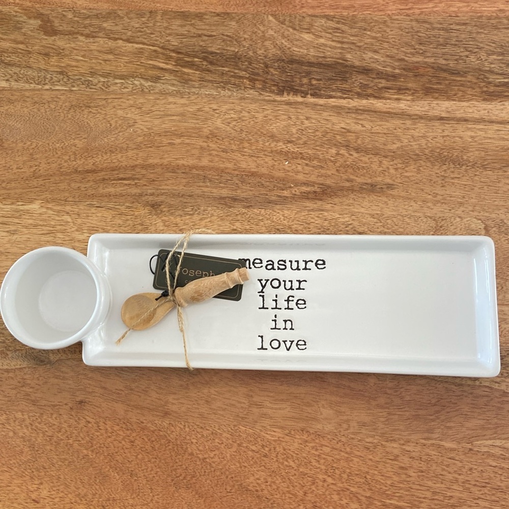 measure your life in love dish